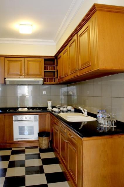 סוראבאיה Ciputra Golf, Club & Hotel חדר תמונה